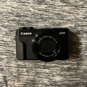Canon Powershot G7X Mark II